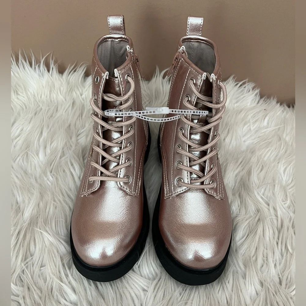 {Steve Madden} J-Iconic Star Combat Boots in Metallic Rose Gold - Girls 2